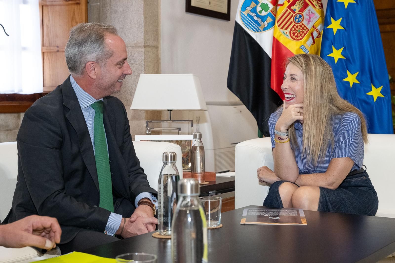 Fedexcaza se reúne con la presidenta de la Junta y traslada sus preocupaciones sobre el sector de la caza